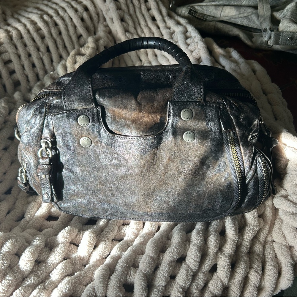 Vintage Frye Elaine Satchel Duffle Shoulder Italian Leather distressed HandBag - Picture 2 of 11